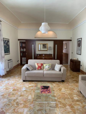 Casa di Costanzo , Syracuse Ortigia , Appartamento spazioso , Spacious apartment , spacieux appartement